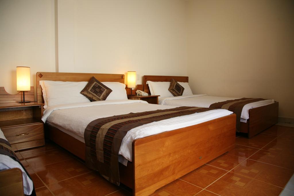 Trung Cang Hotel Da Lat Exterior photo