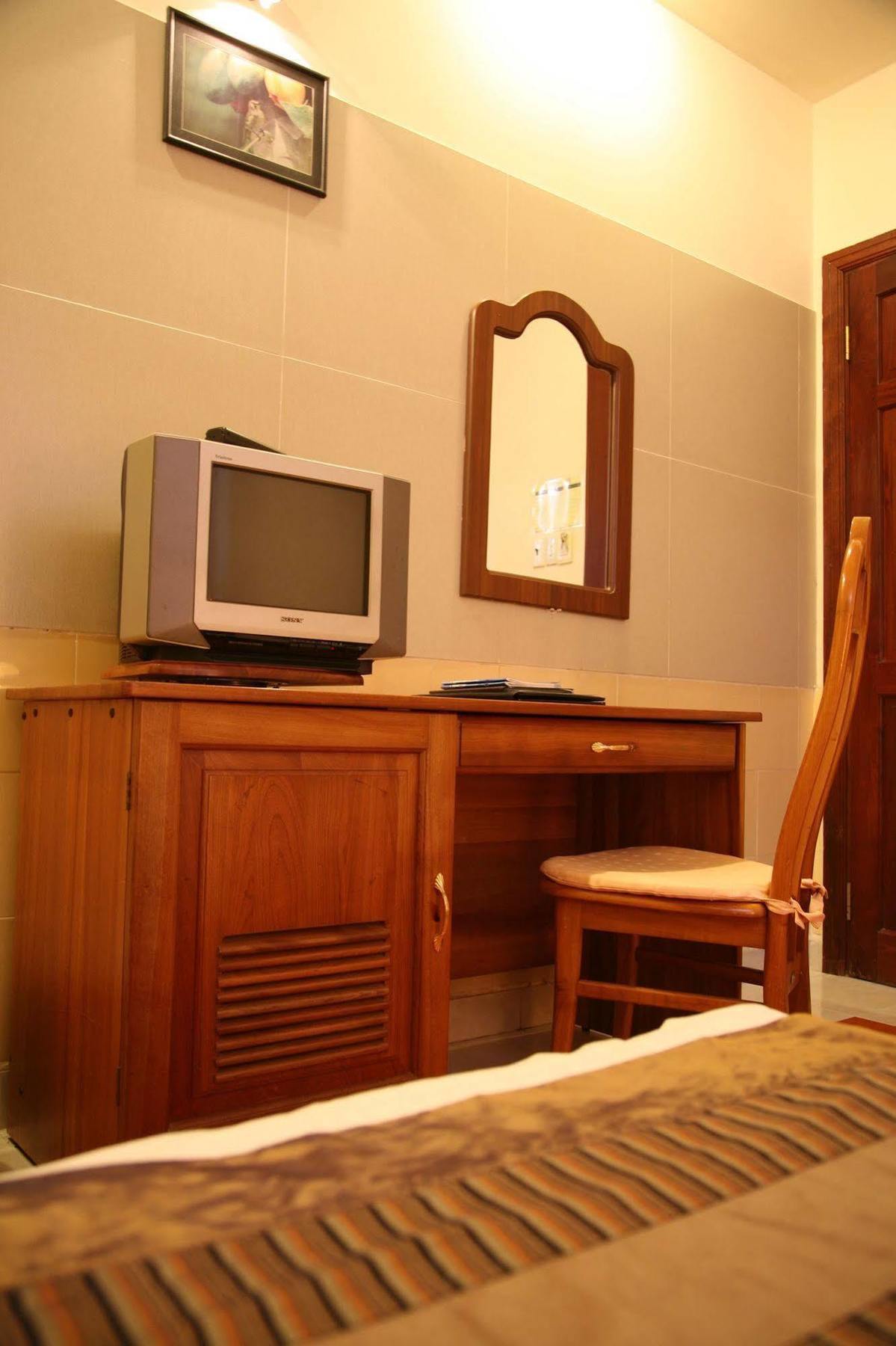 Trung Cang Hotel Da Lat Exterior photo